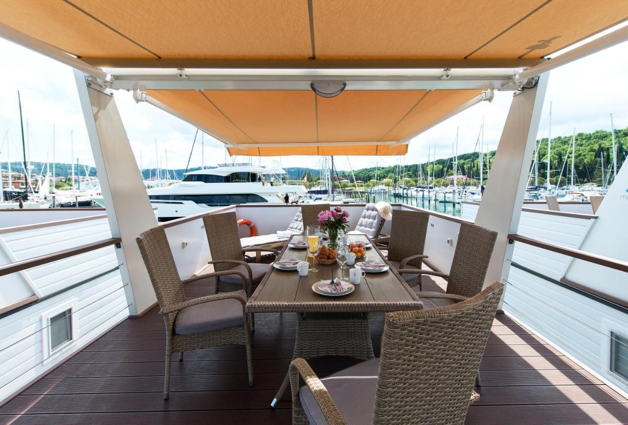 Marina Luxury Houseboat Olive Villa ปอร์โตรอซ ภายนอก รูปภาพ